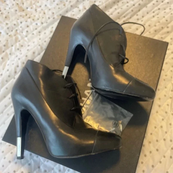 CHANEL Black Ankle Boots - Picture 7 of 11